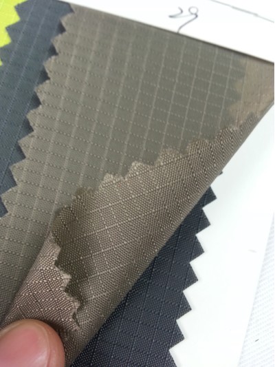 HK-LMSG 212T尼龍格仔噴膠 細節-2